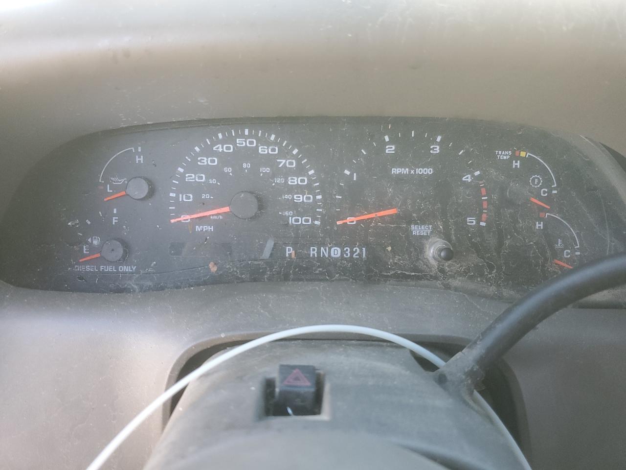 2004 Ford F350 - Image 9