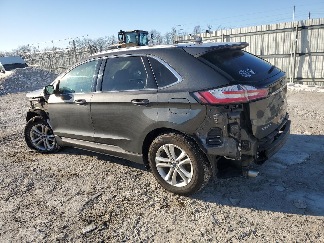2019 Ford Edge - Image 2