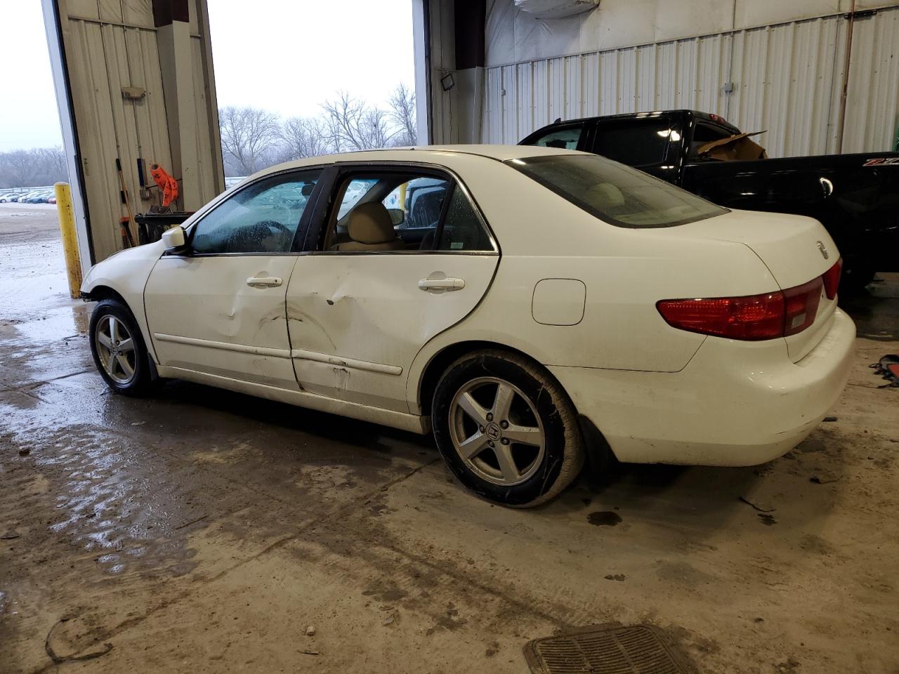 2005 Honda Accord - Image 2