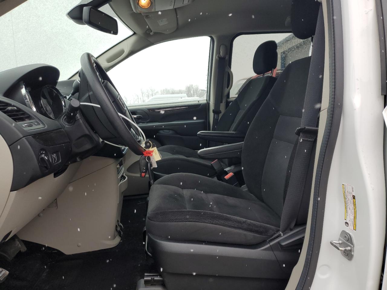 2019 Dodge Caravan - Image 7