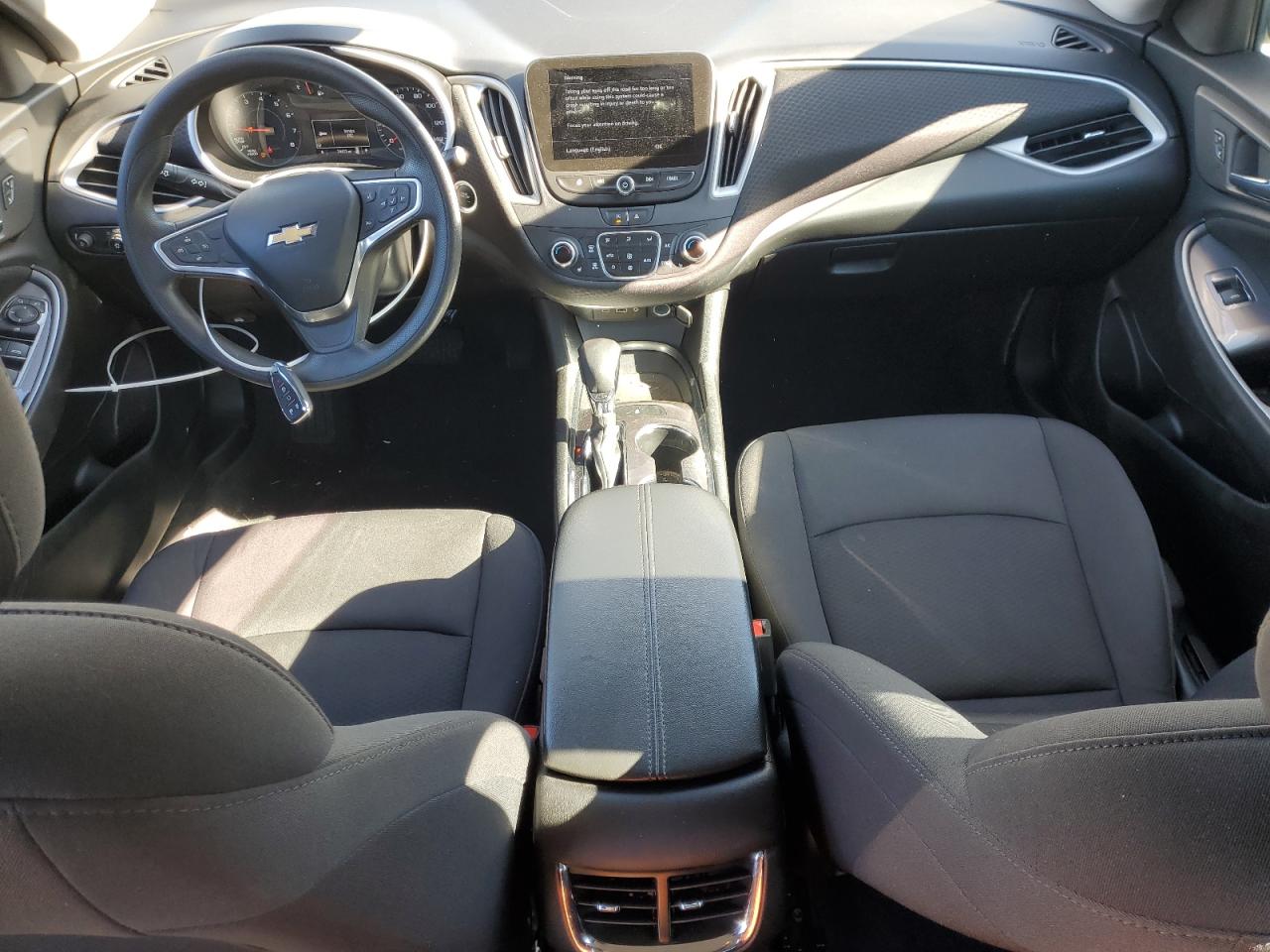 2022 Chevrolet Malibu - Image 8