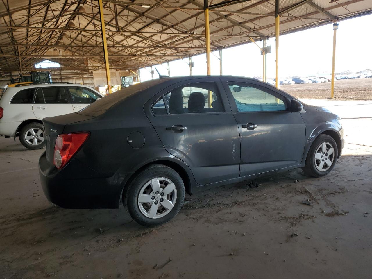 2013 Chevrolet Sonic - Image 3