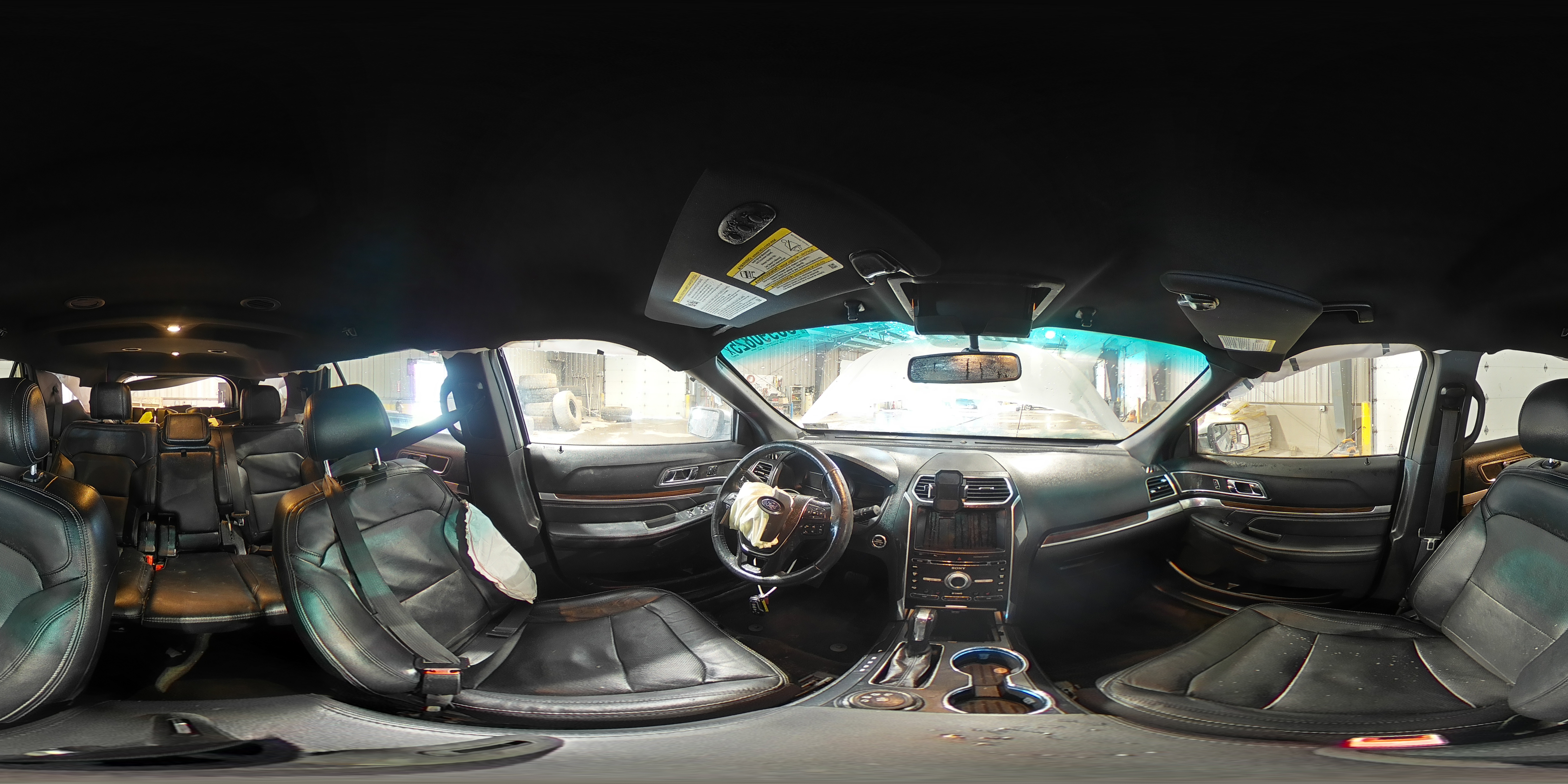 2016 Ford Explorer - Image 13