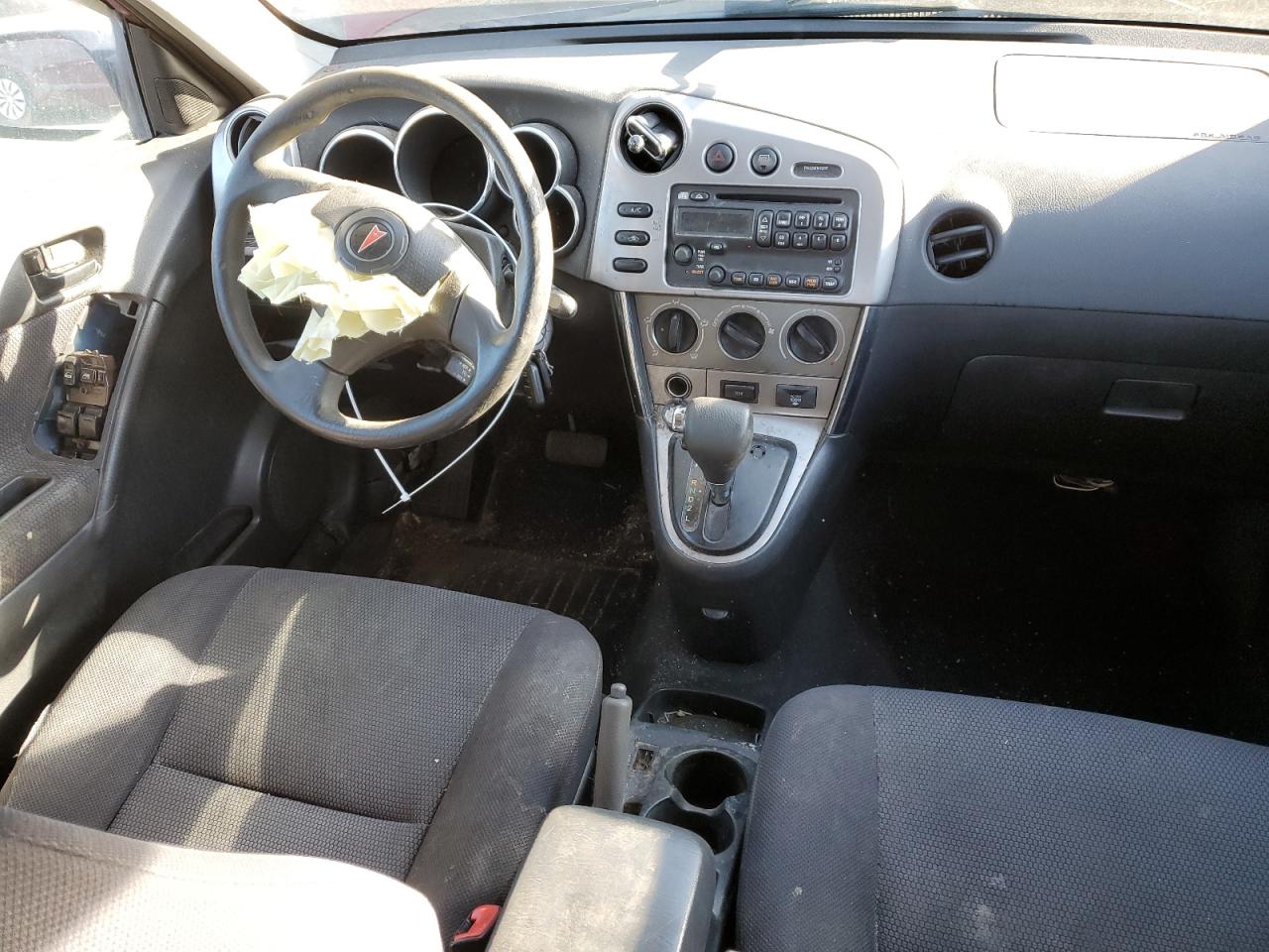 2005 Pontiac Vibe - Image 8