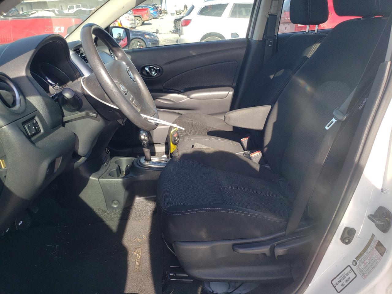 2019 Nissan Versa - Image 7