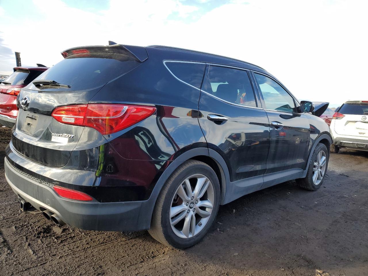 2014 Hyundai Santa Fe - Image 3