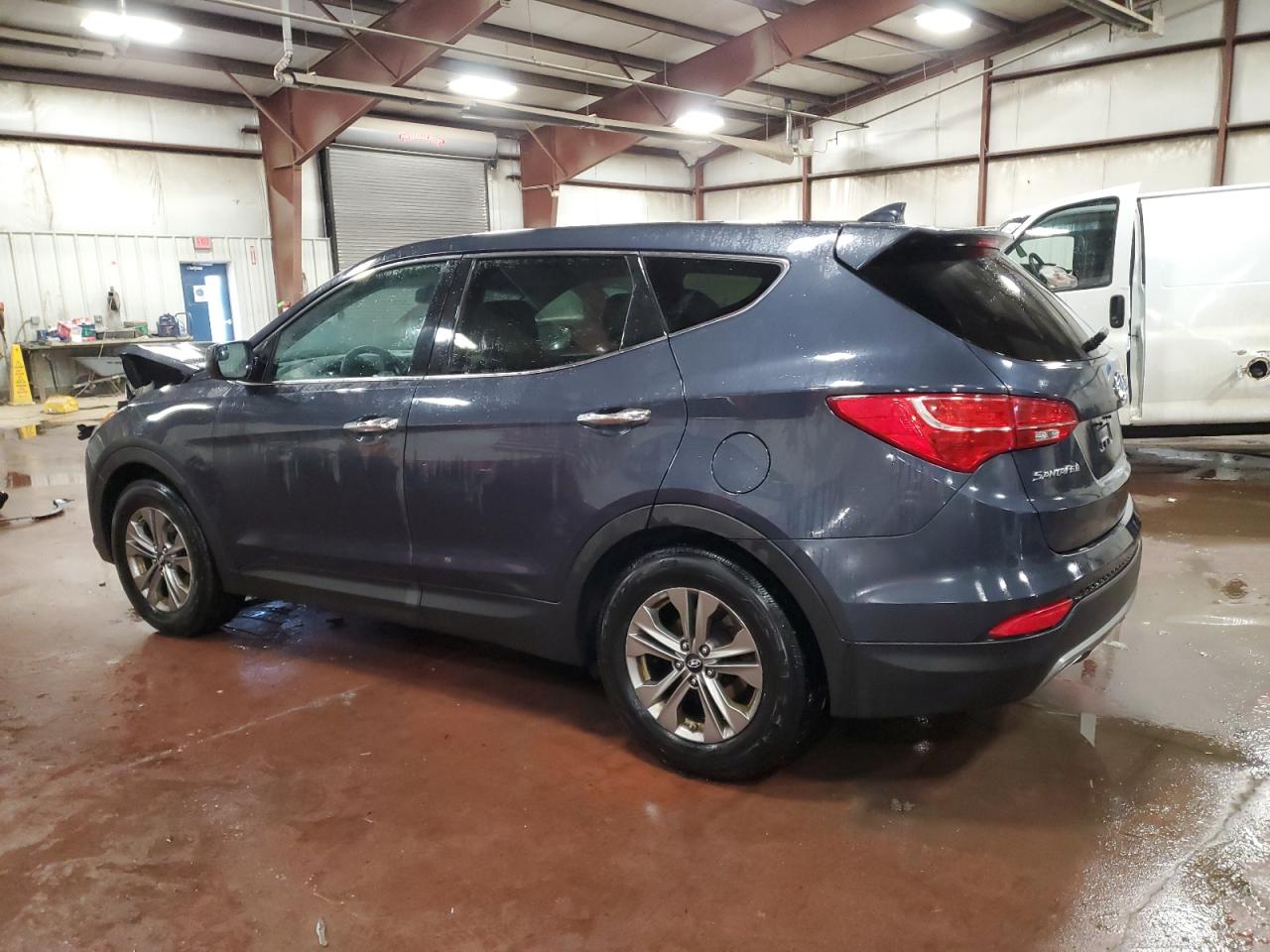 2015 Hyundai Santa Fe - Image 2