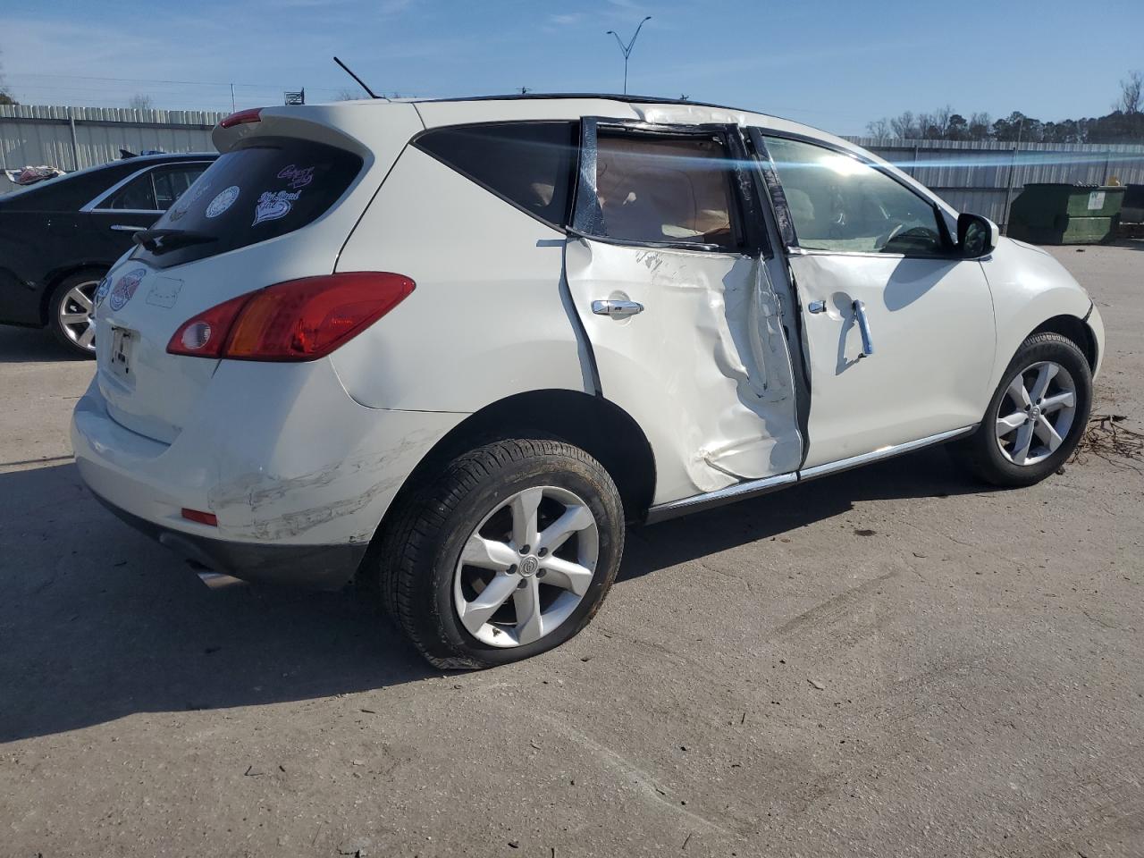 2010 Nissan Murano - Image 3