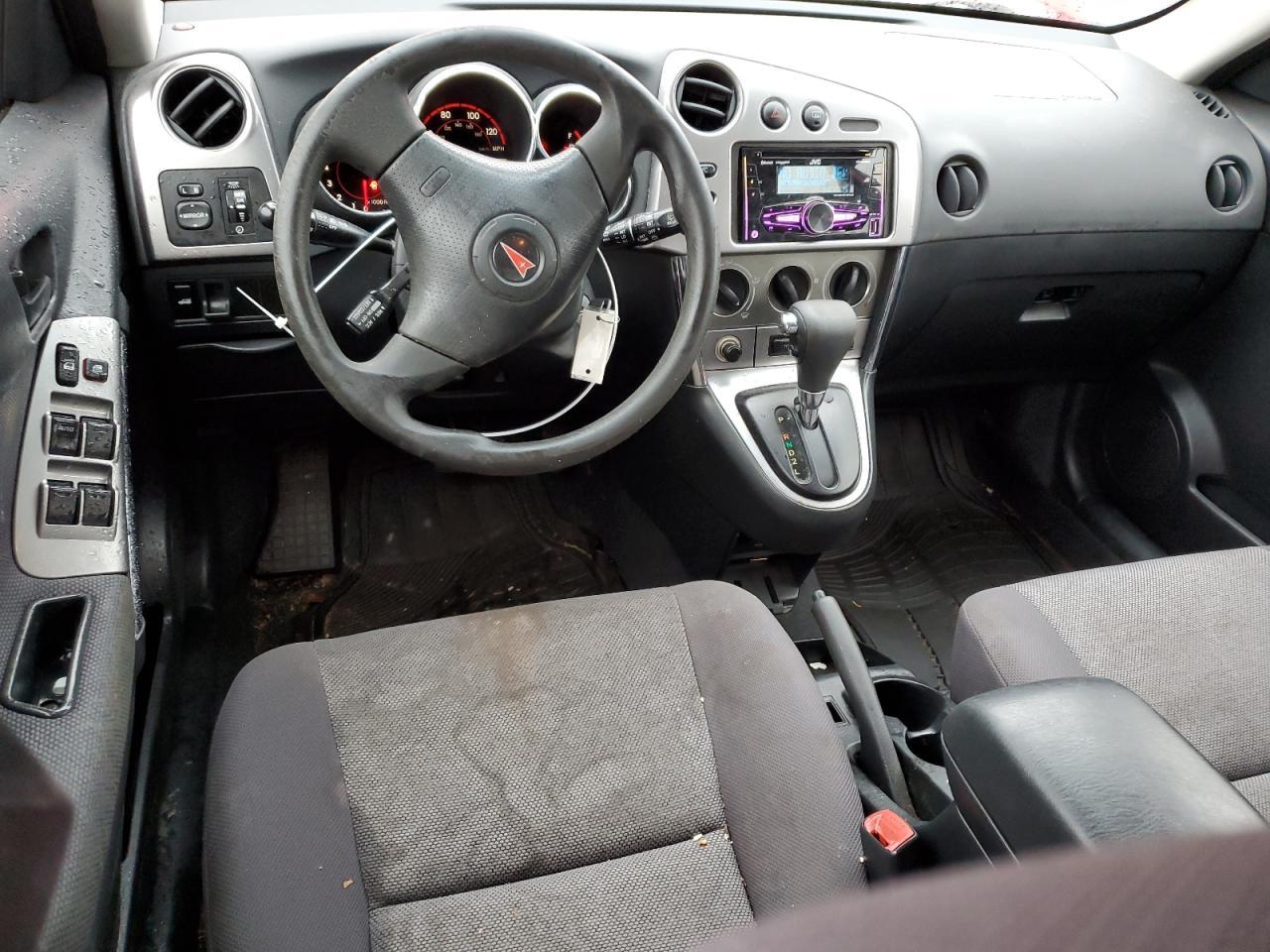 2004 Pontiac Vibe - Image 8