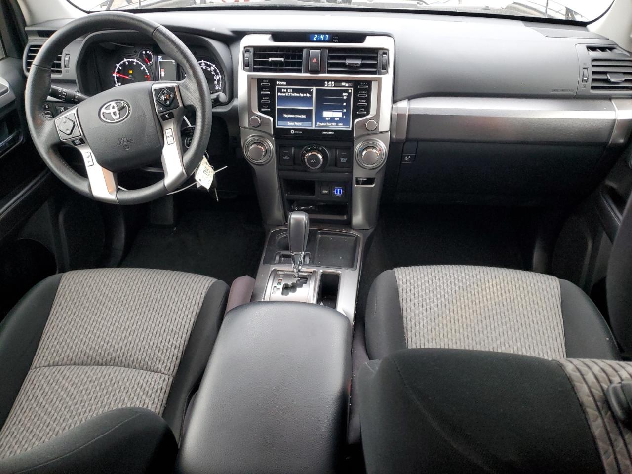 2020 Toyota 4Runner - Image 8