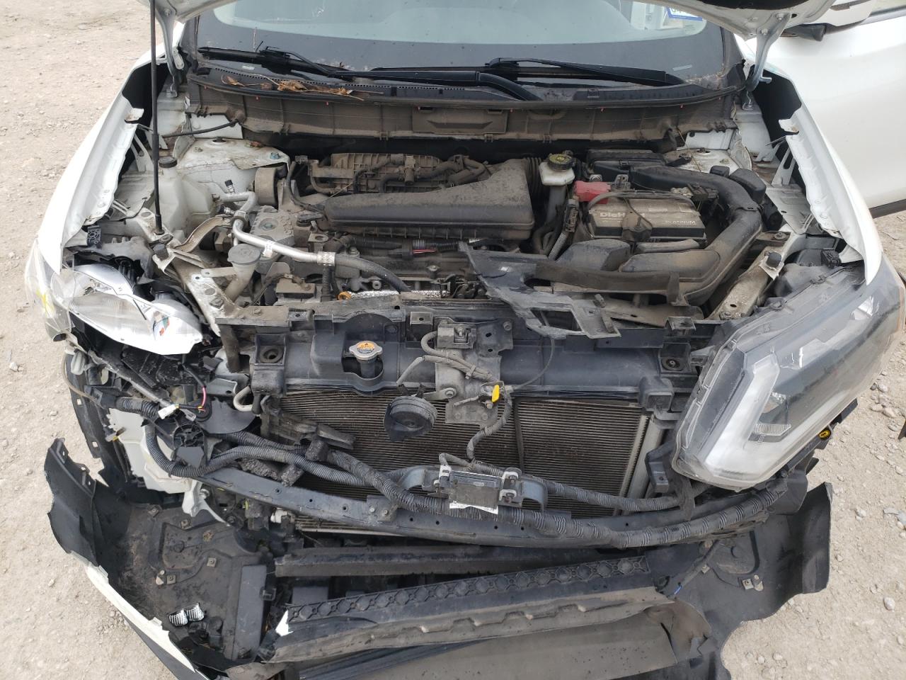 2019 Nissan Rogue - Image 12