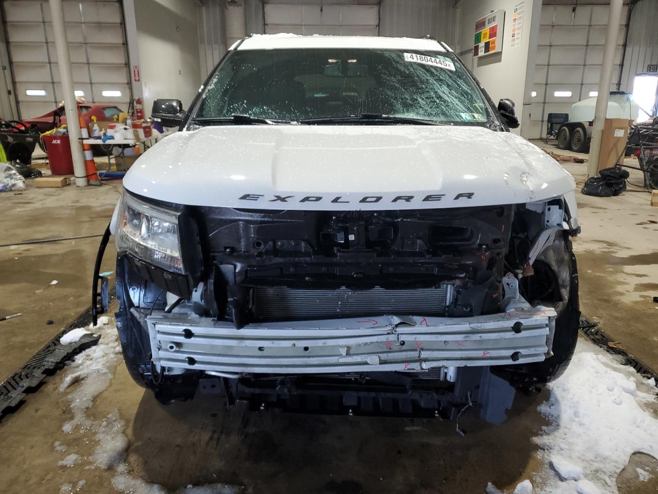 2018 Ford Explorer - Image 5