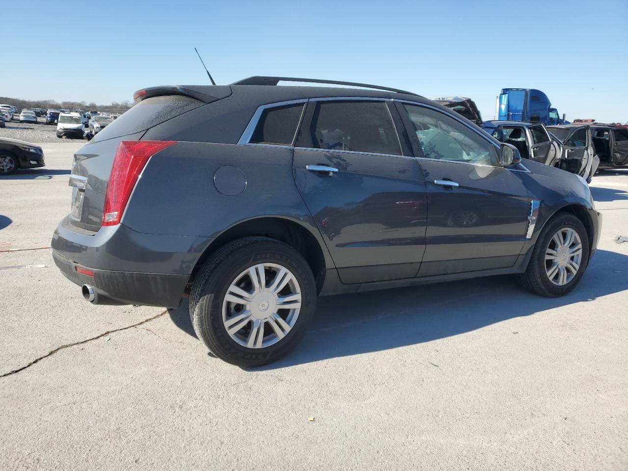 2010 Cadillac SRX - Image 3