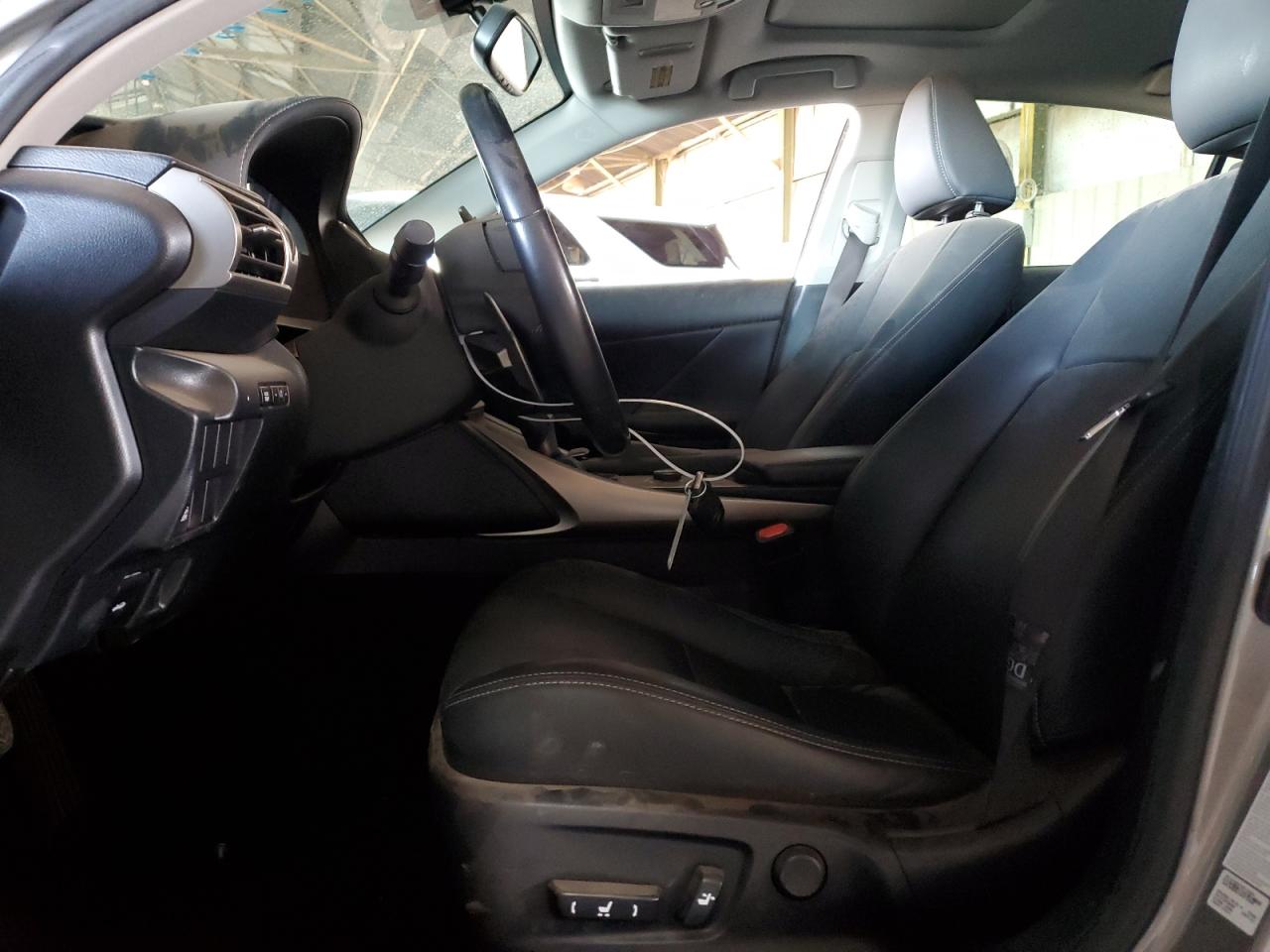 2014 Lexus IS - Image 7