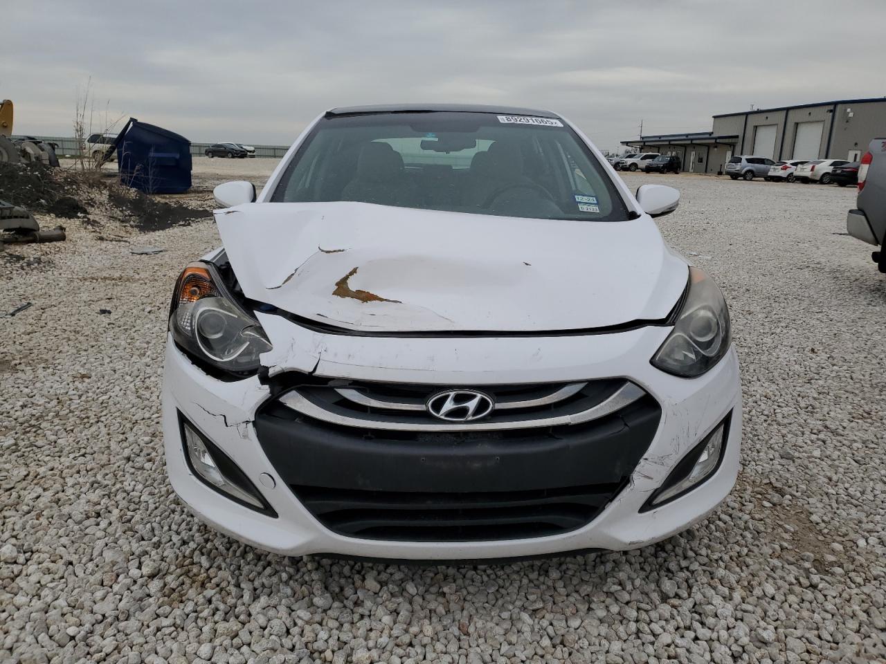 2015 Hyundai Elantra - Image 5