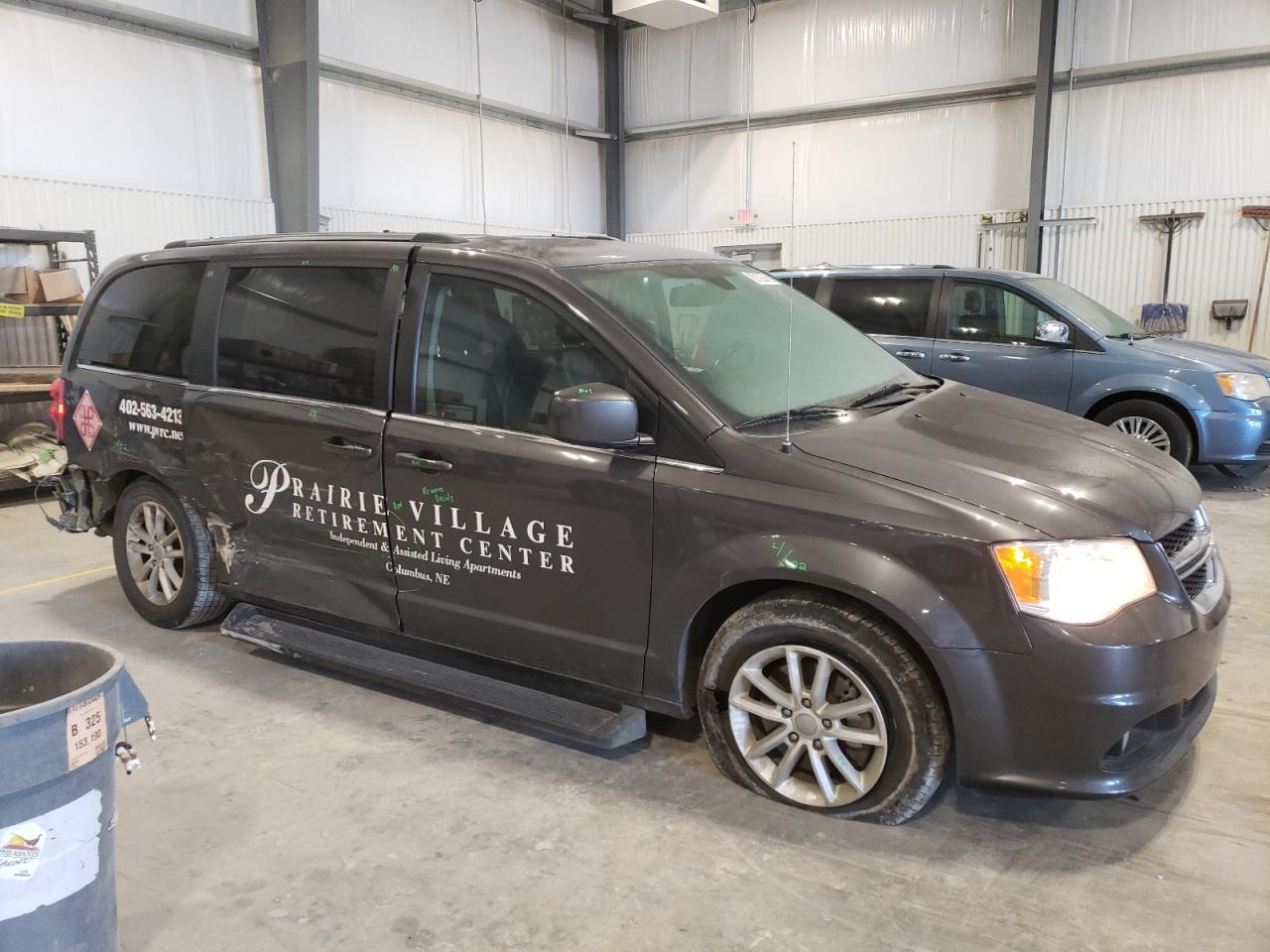 2019 Dodge Caravan - Image 4