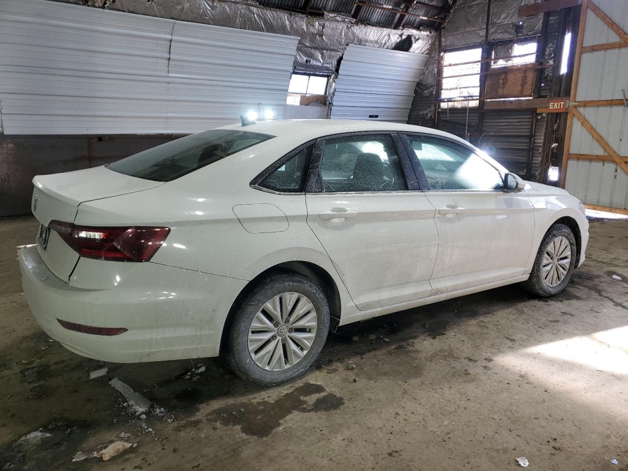 2020 Volkswagen Jetta - Image 3