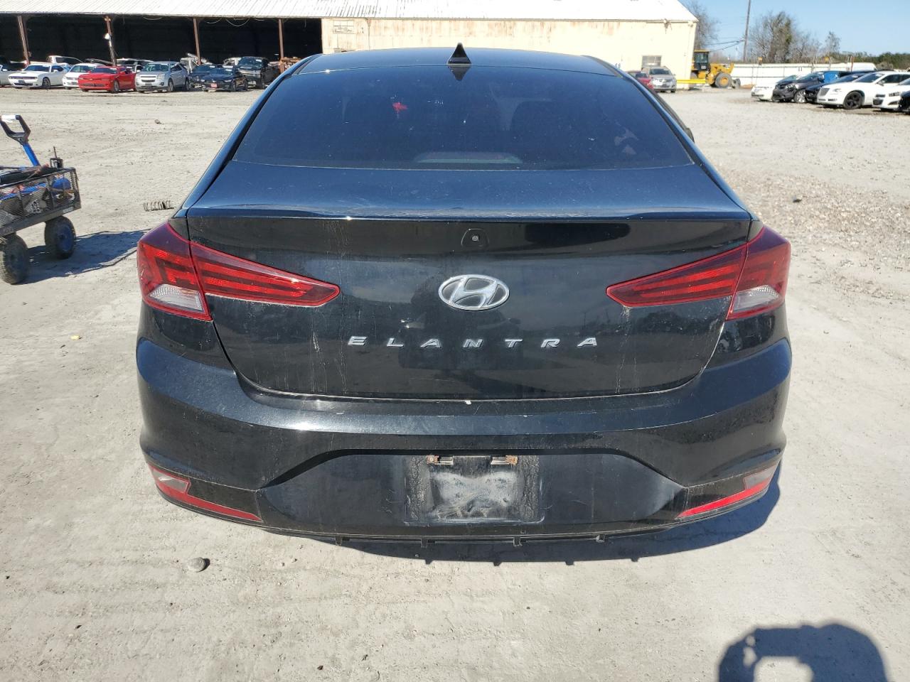 2019 Hyundai Elantra - Image 6