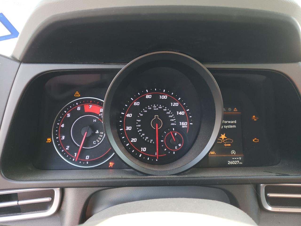 2023 Hyundai Elantra - Image 9