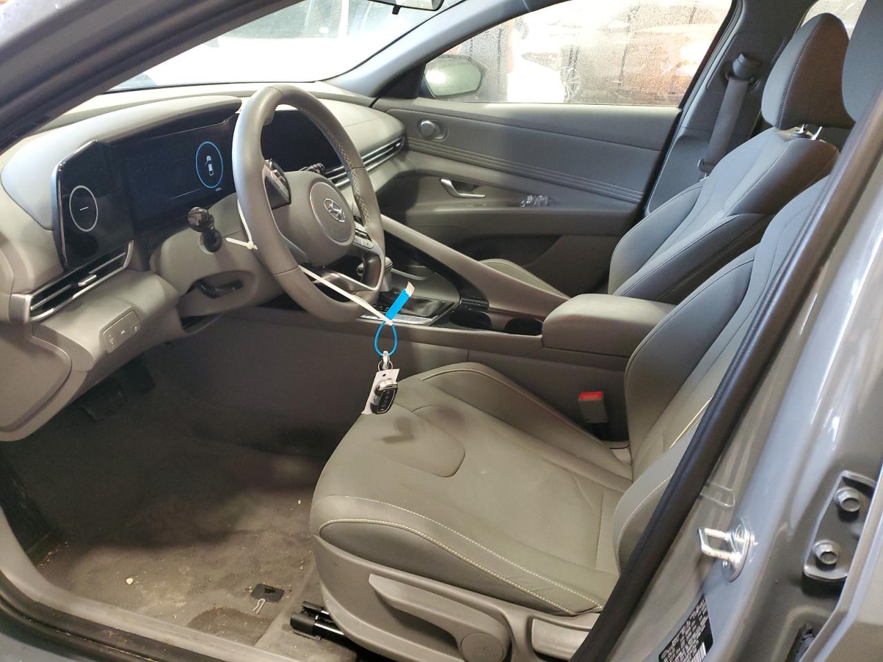 2023 Hyundai Elantra - Image 7
