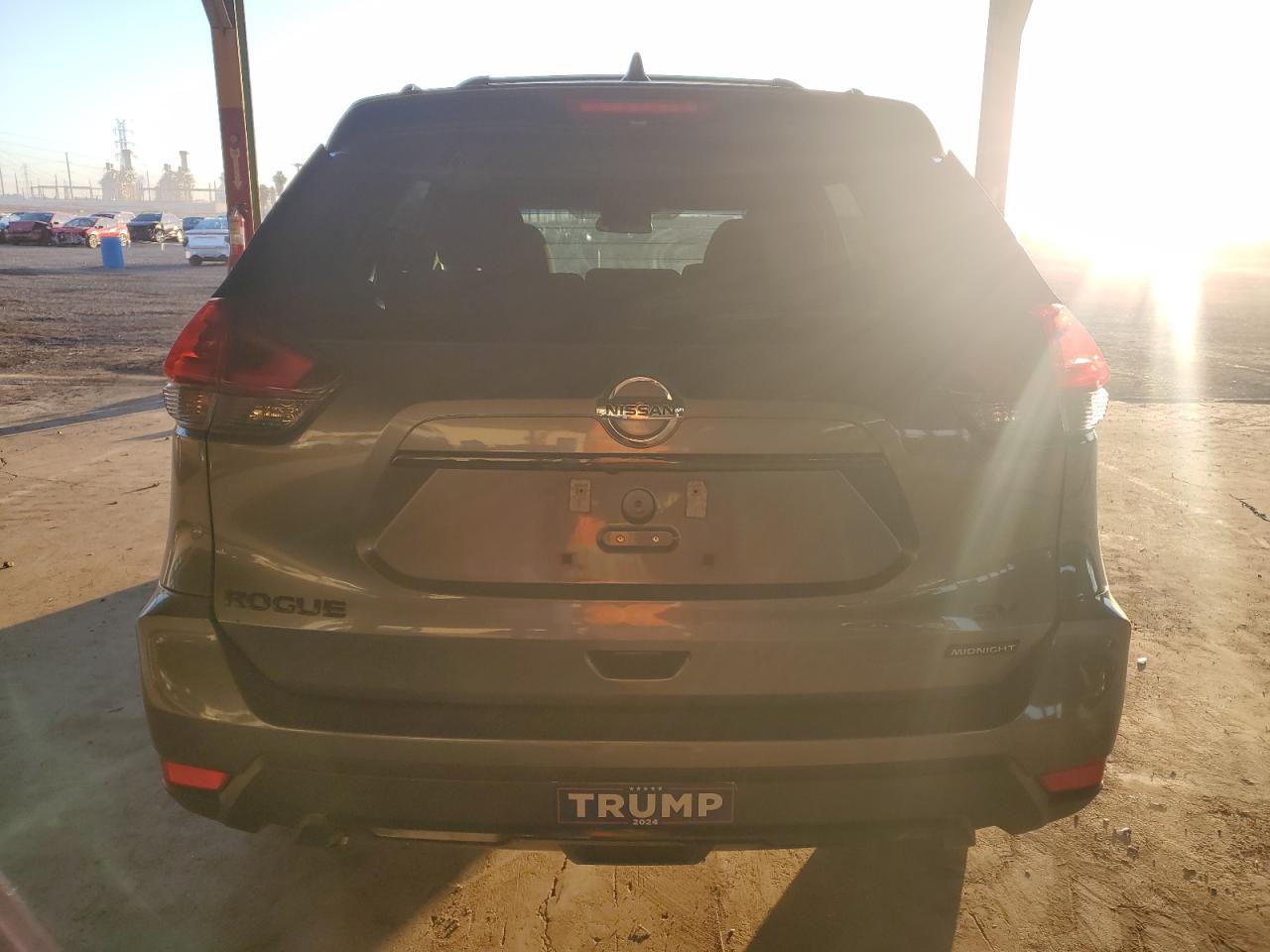 2018 Nissan Rogue - Image 6