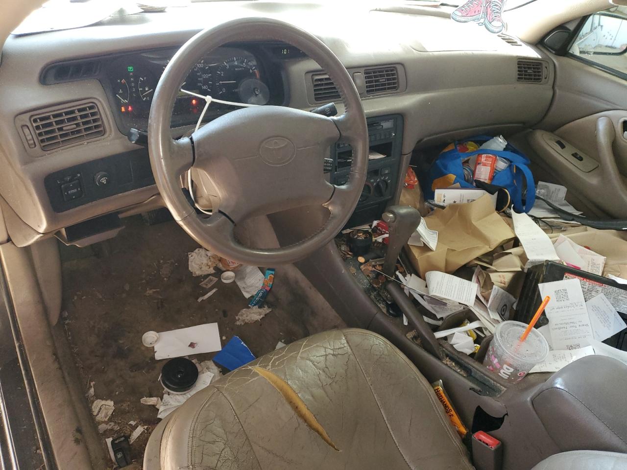 1997 Toyota Camry - Image 8