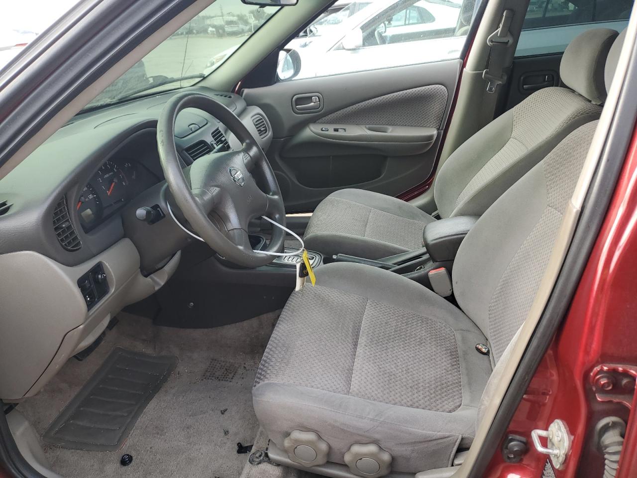 2005 Nissan Sentra - Image 7