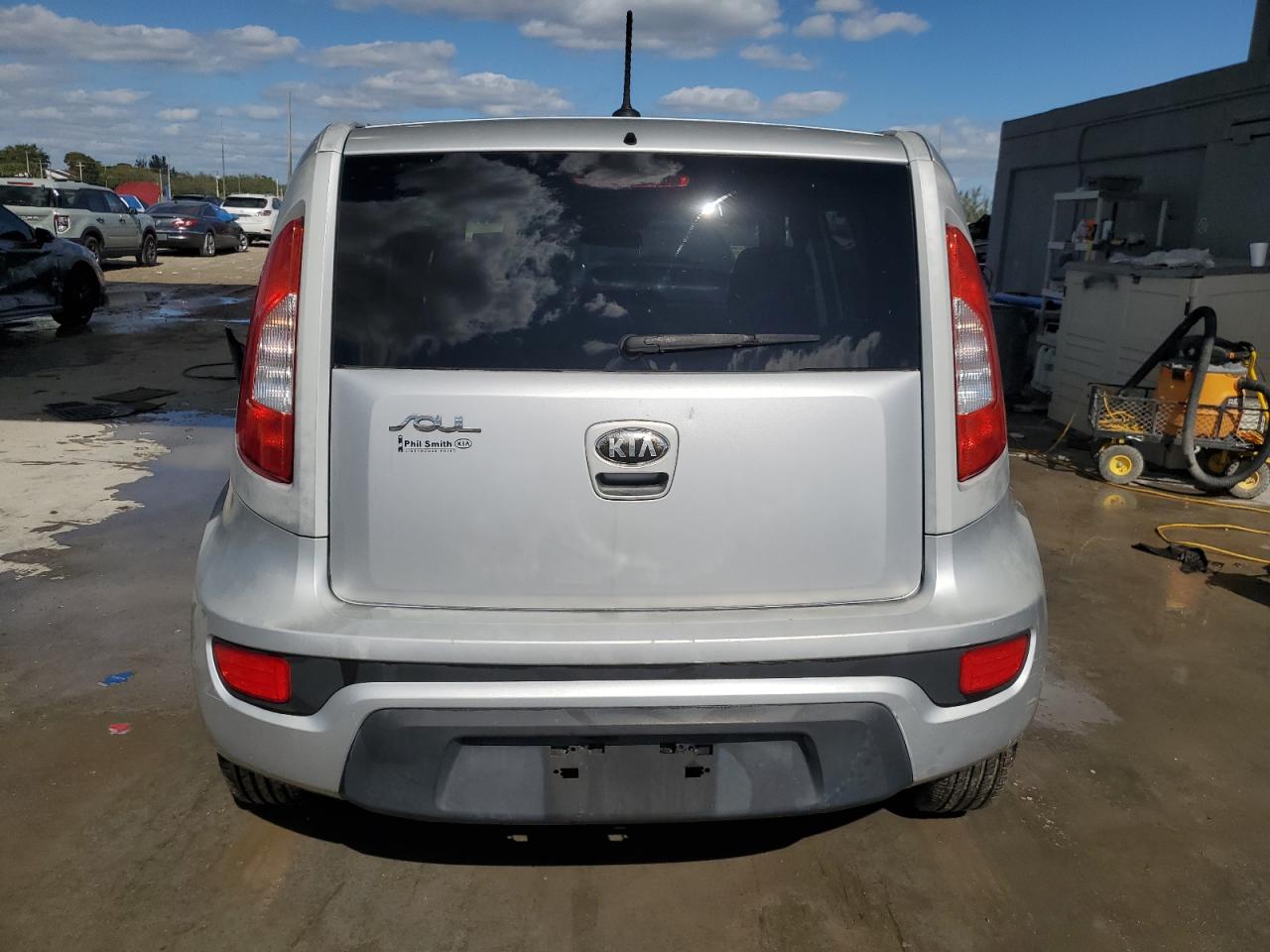 2013 Kia Soul - Image 6