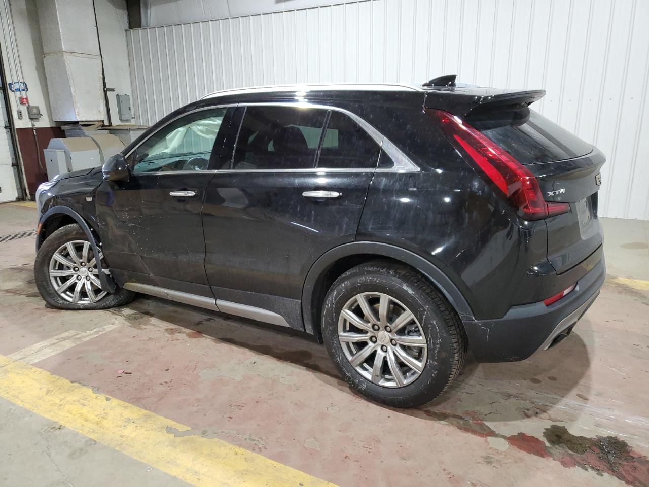 2020 Cadillac XT4 - Image 2