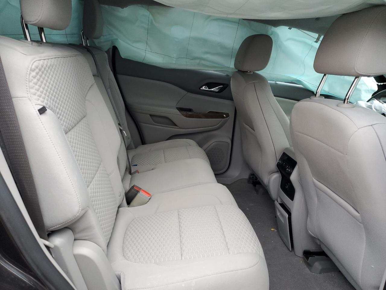 2018 GMC Acadia - Image 11