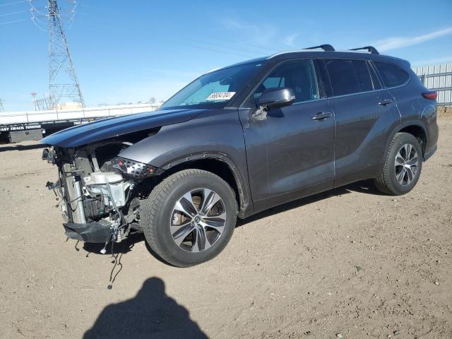 Adelanto, CA에서 판매 중인 2022 Toyota Highlander Xle - Front End