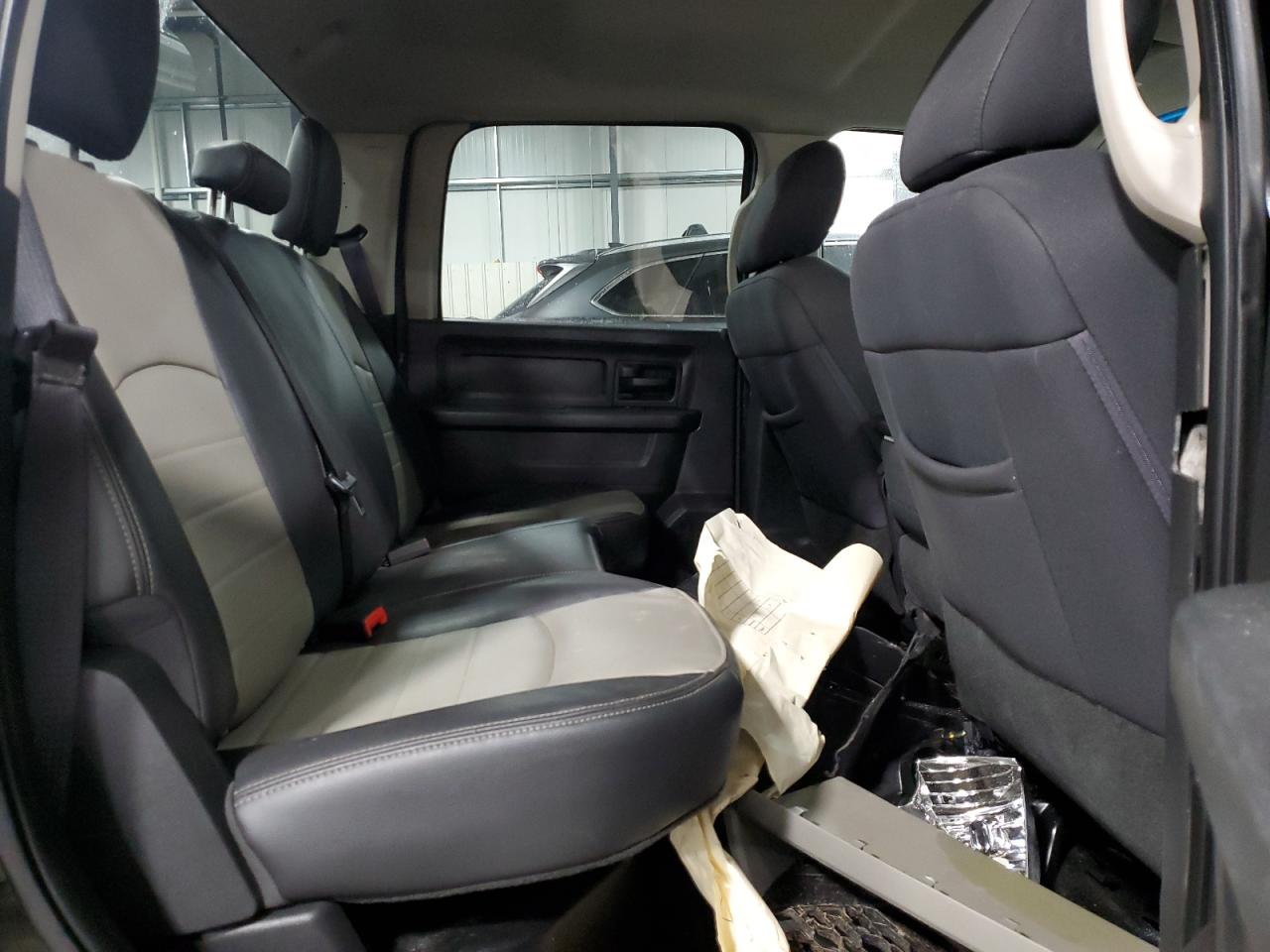 2012 Dodge RAM - Image 10
