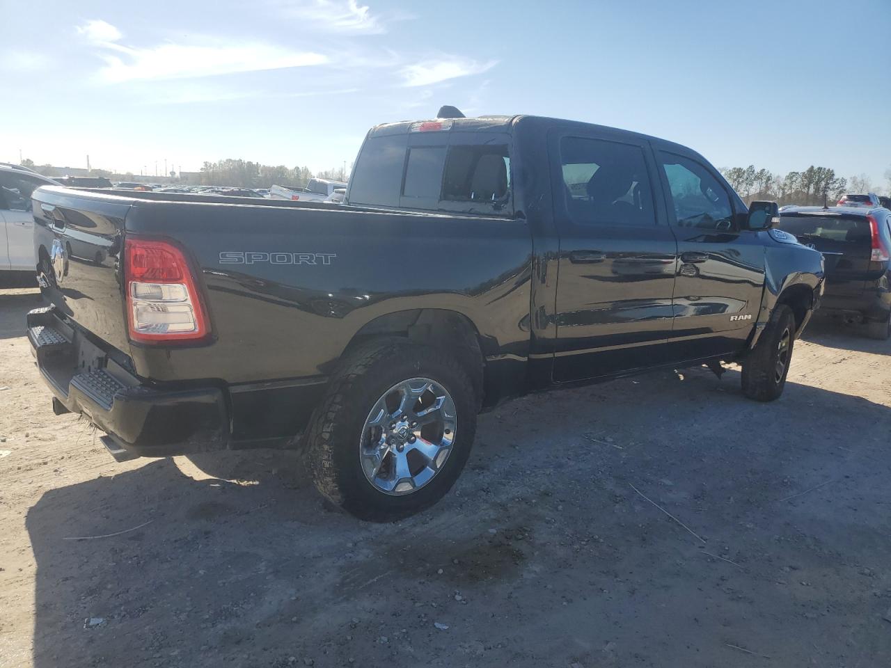 2022 RAM 1500 - Image 3