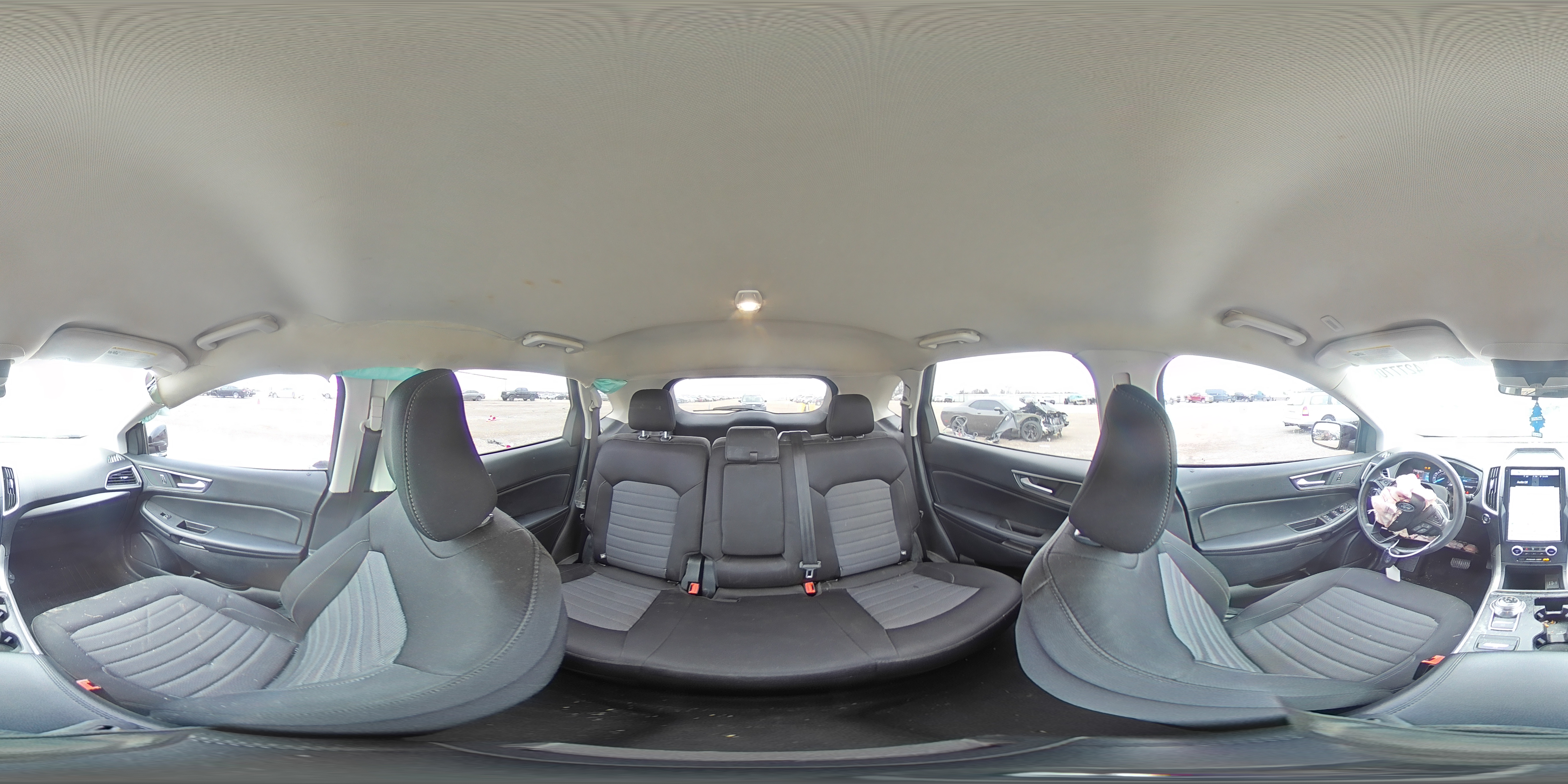 2022 Ford Edge - Image 14