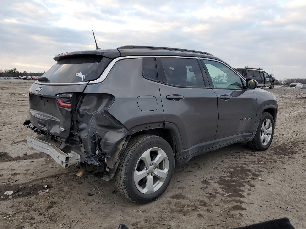 2020 Jeep Compass - Image 3