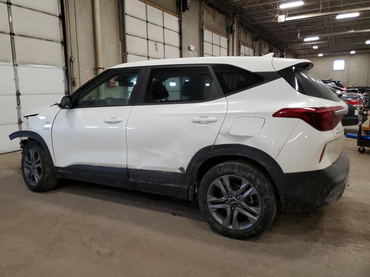 2022 Kia Seltos - Image 2