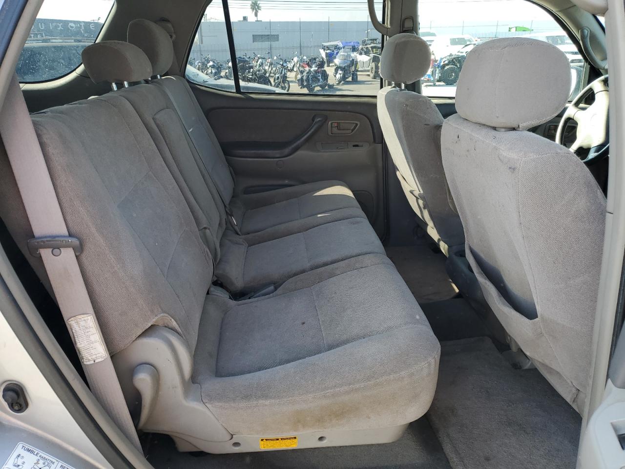 2002 Toyota Sequoia - Image 11