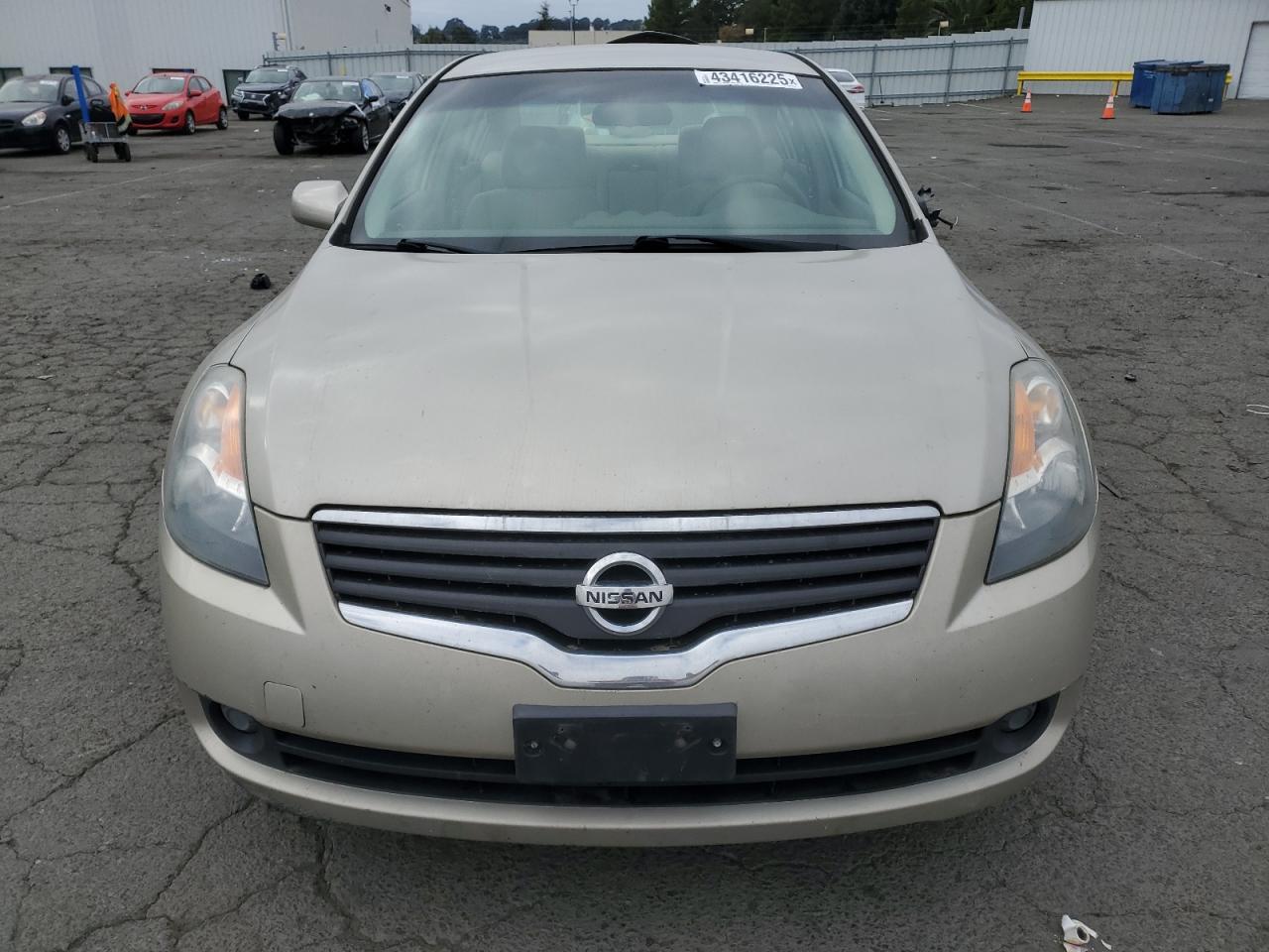 2009 Nissan Altima - Image 5