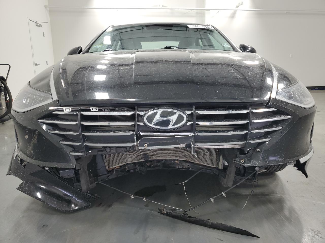 2021 Hyundai Sonata - Image 5