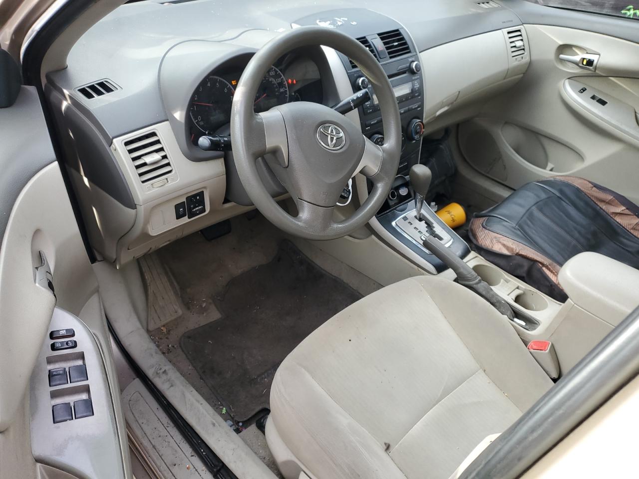 2010 Toyota Corolla - Image 8