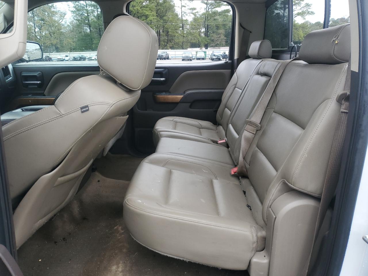 2014 Chevrolet Silverado - Image 10