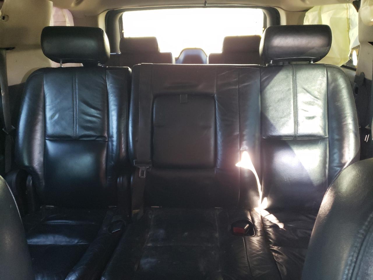 2008 Chevrolet Tahoe - Image 10