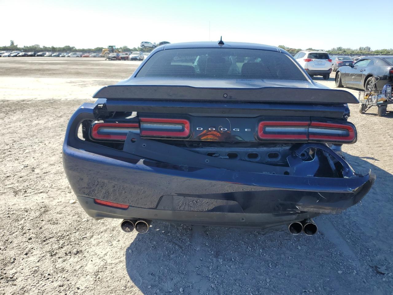 2016 Dodge Challenger - Image 6