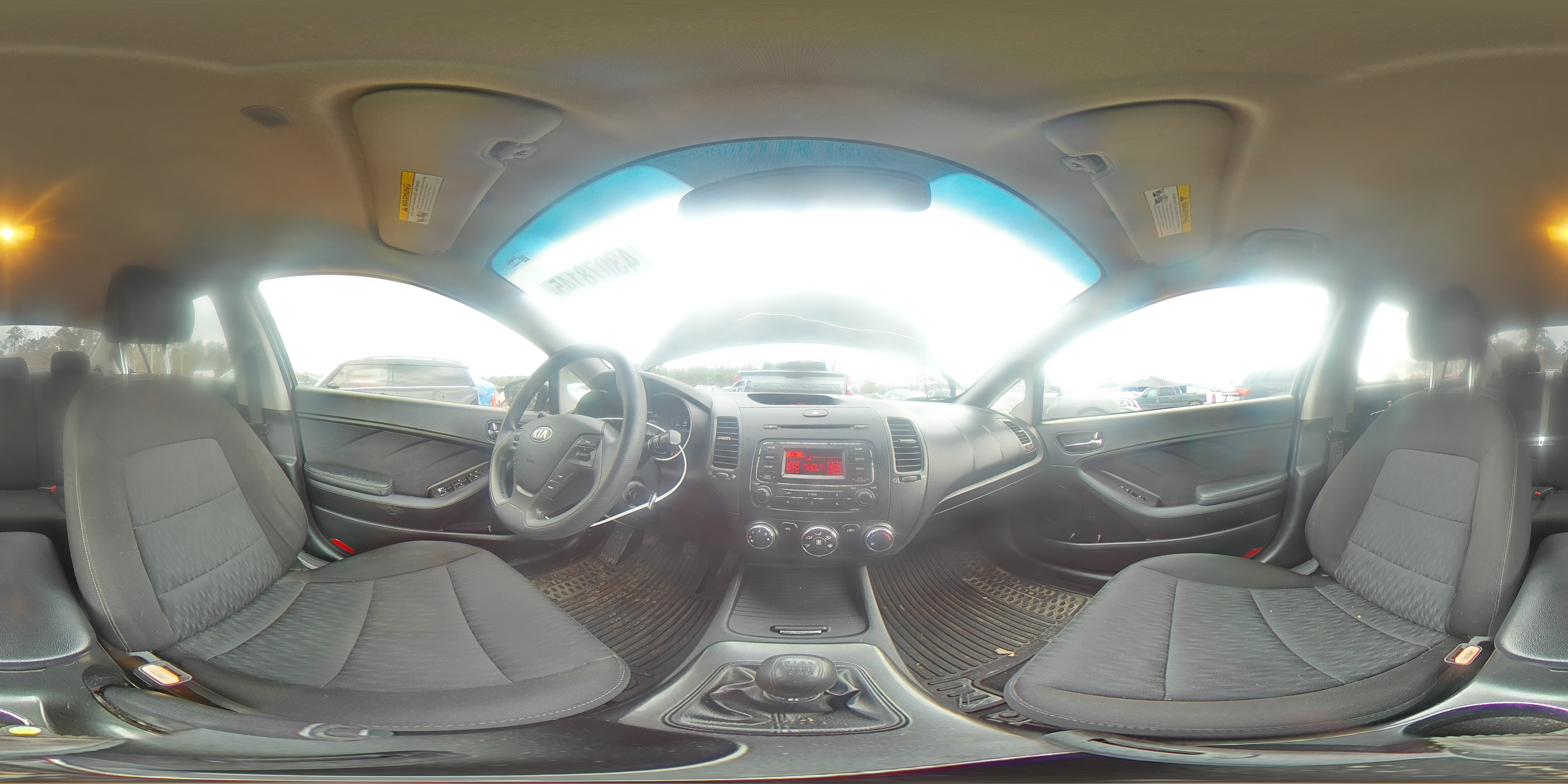 2016 Kia Forte - Image 13