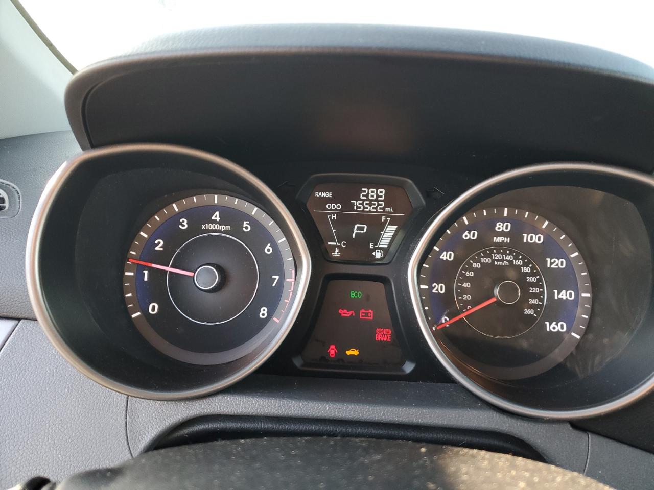 2012 Hyundai Elantra - Image 9