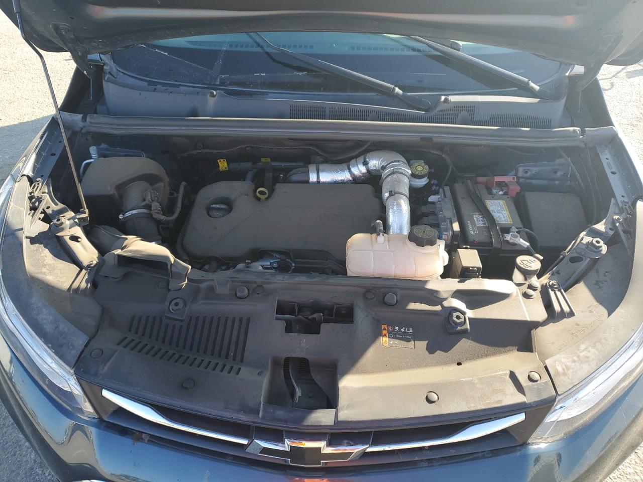 2022 Chevrolet Trax - Image 11