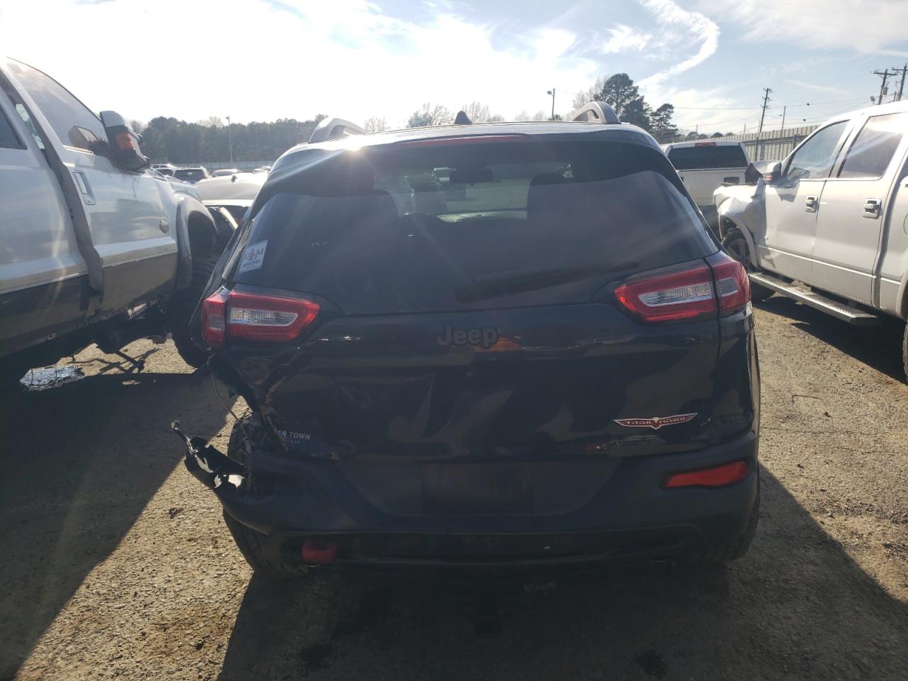 2016 Jeep Cherokee - Image 6