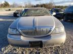 2005 Lincoln Town Car Signature Limited zu verkaufen in Madisonville, TN - Side