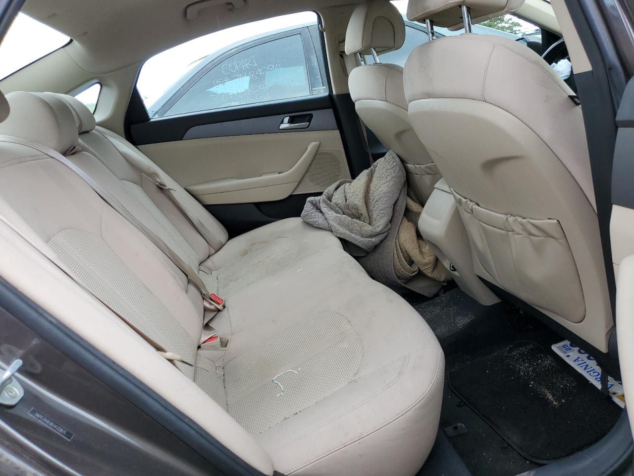 2015 Hyundai Sonata - Image 10