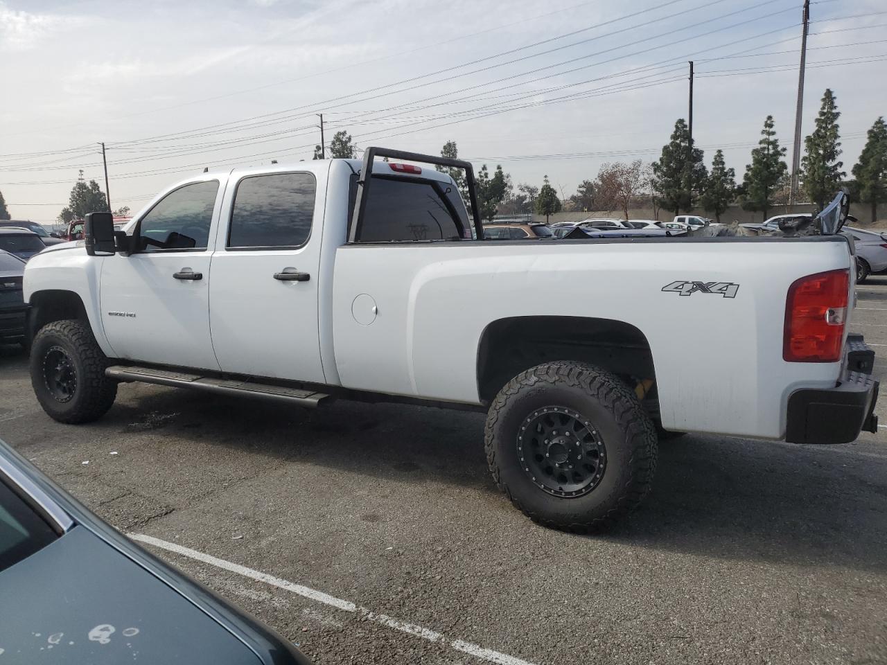 2013 Chevrolet Silverado - Image 2